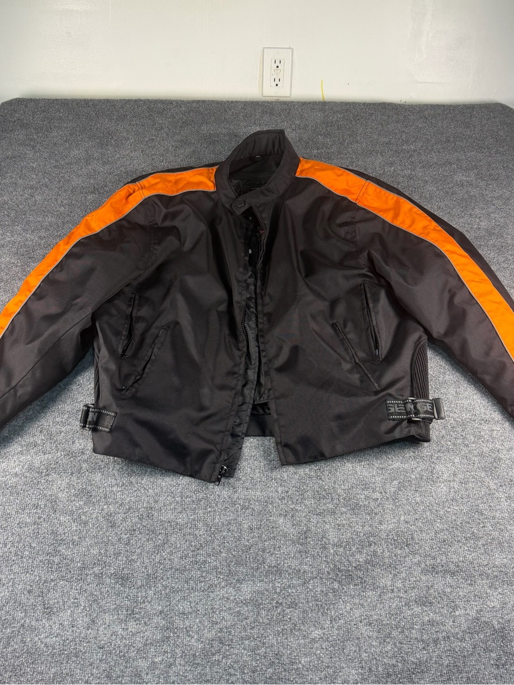 Milwaukee Performance Apparel Men’s Motorcycle Jacket Size 4XL Black Orange
